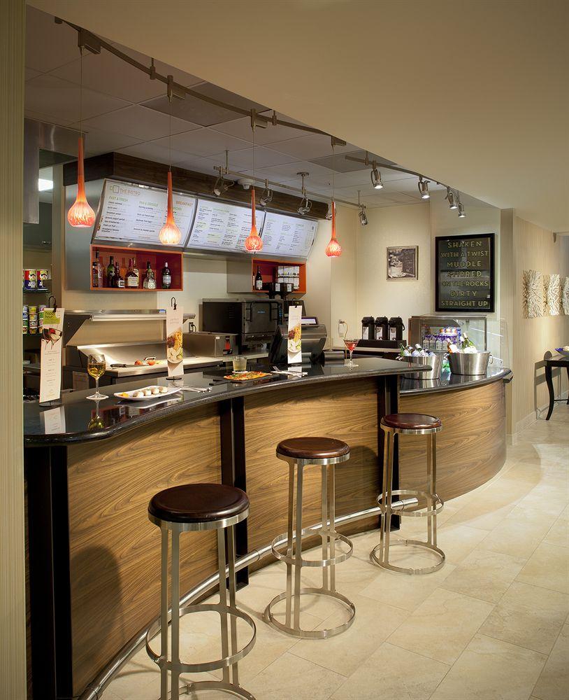 Courtyard By Marriott Fort Lauderdale East / Lauderdale-By-The-Sea Buitenkant foto