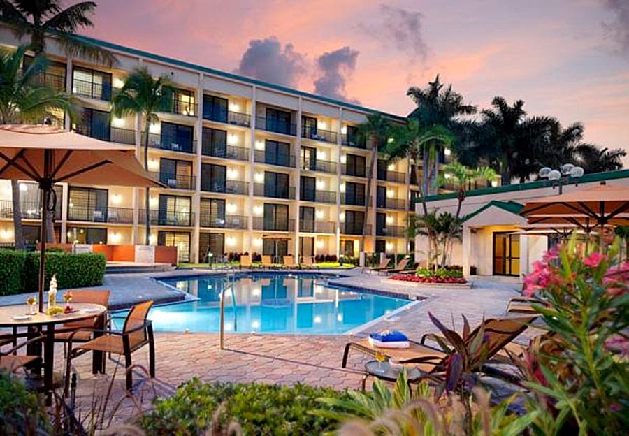 Courtyard By Marriott Fort Lauderdale East / Lauderdale-By-The-Sea Buitenkant foto