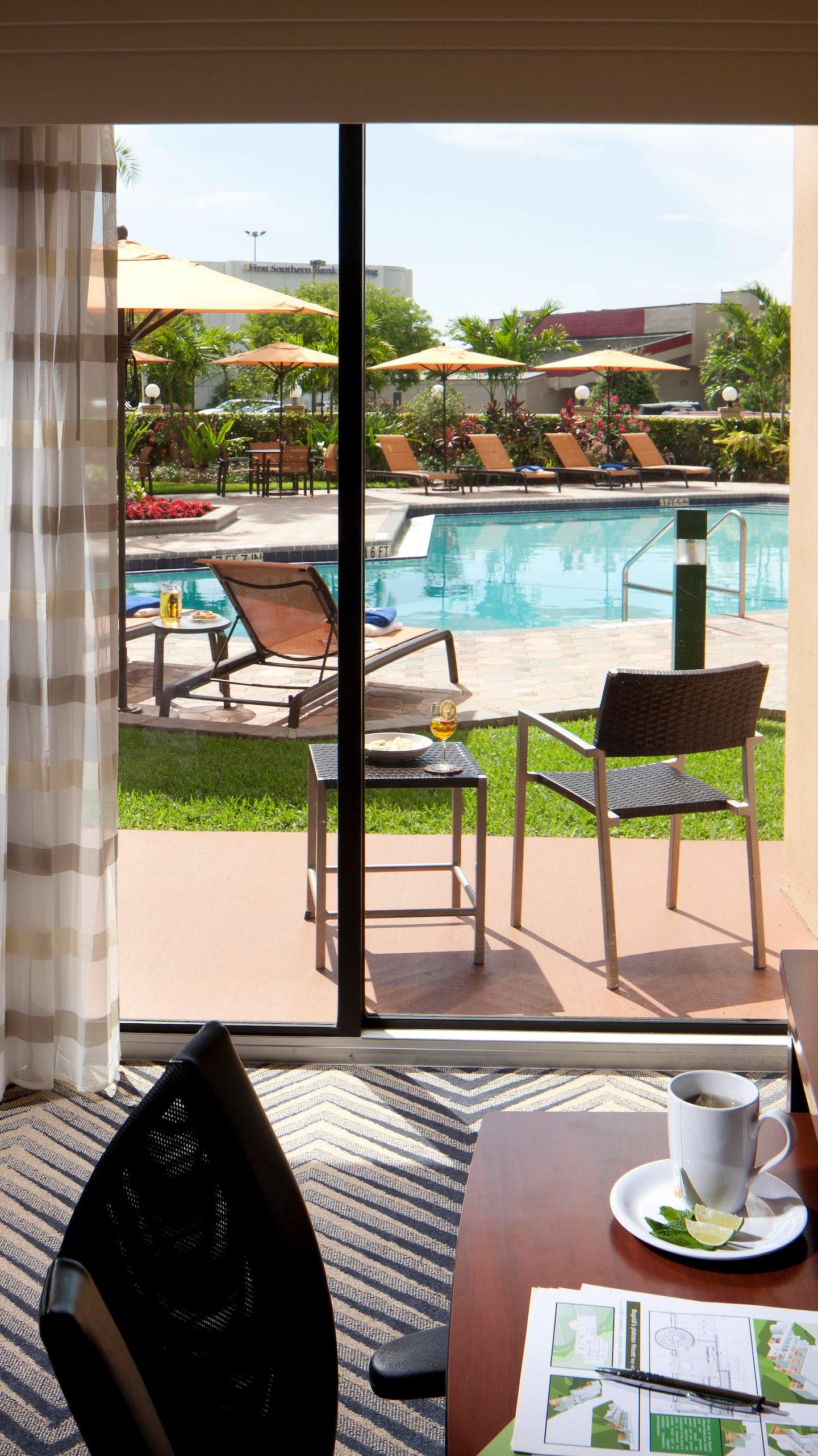 Courtyard By Marriott Fort Lauderdale East / Lauderdale-By-The-Sea Buitenkant foto