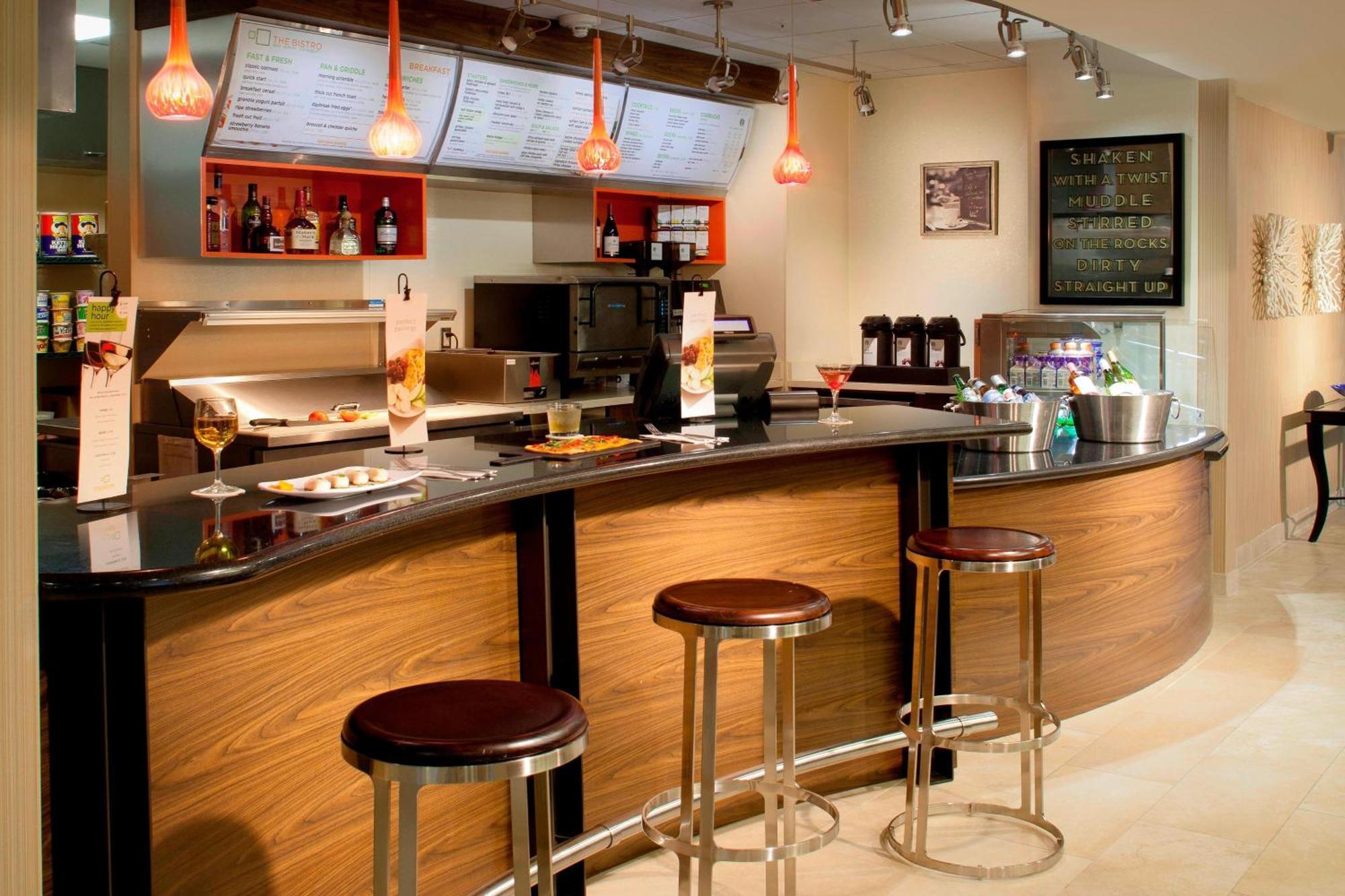 Courtyard By Marriott Fort Lauderdale East / Lauderdale-By-The-Sea Buitenkant foto