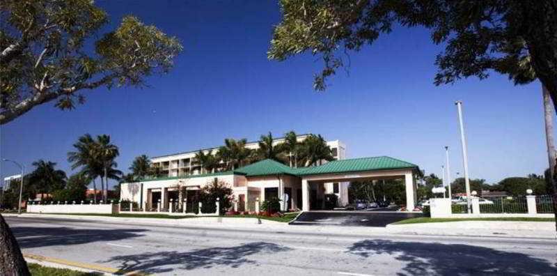 Courtyard By Marriott Fort Lauderdale East / Lauderdale-By-The-Sea Buitenkant foto